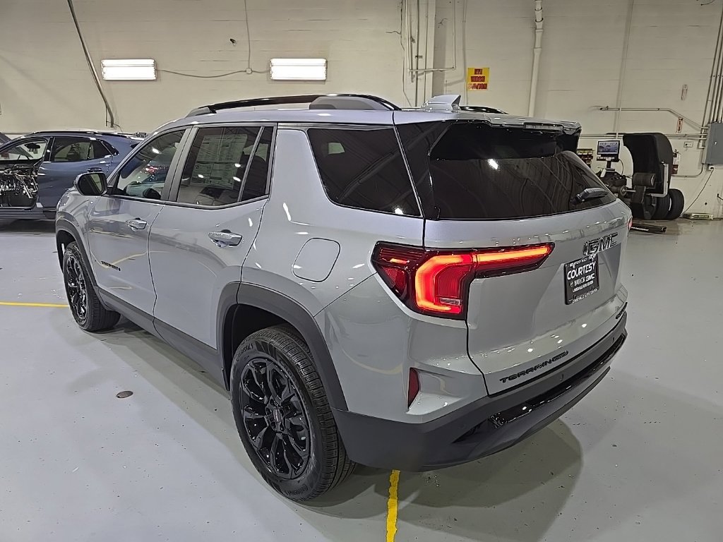 New 2027 GMC Terrain Elevation w/ Elevation Premium Package AWD/4WD image 5