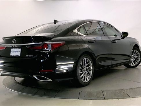 Used 2025 Lexus ES 350 Ultra Luxury w/ Accessory Package (Z2) FWD image 12