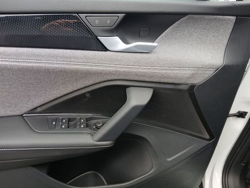 New 2026 Volkswagen Tiguan S image 11