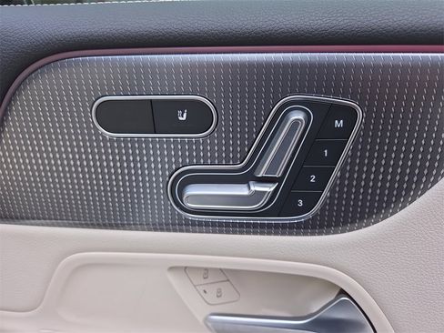 Certified 2023 Mercedes-Benz EQB 250+ 250+ image 19