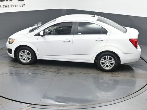 Used 2014 Chevrolet Sonic LT FWD image 38