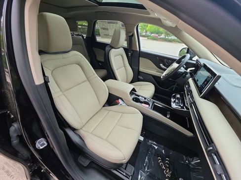 New 2025 Lincoln Corsair Grand Touring w/ Equipment Group 301A image 25