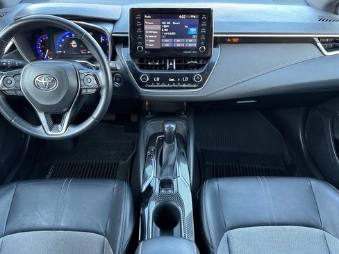 Used 2020 Toyota Corolla XSE image 4