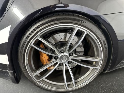 Used 2018 Porsche 911 Turbo AWD/4WD image 10