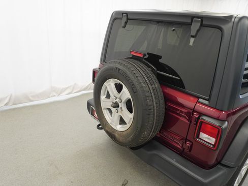 Certified 2021 Jeep Wrangler Unlimited Sport AWD/4WD image 18