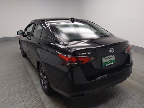 Used 2021 Nissan Versa SV FWD image 5