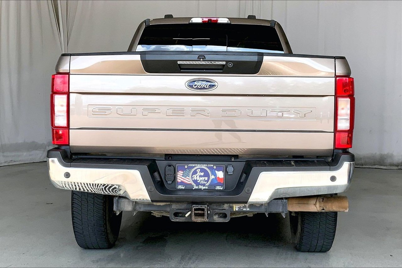 Used 2022 Ford F350 Lariat w/ Lariat Ultimate Package AWD/4WD image 4