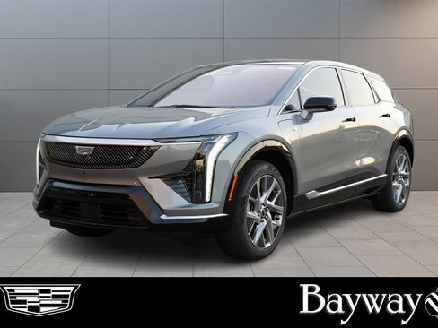 New 2026 Cadillac Optiq Luxury 1 image 1