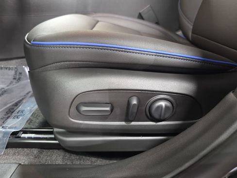 New 2026 Buick Envista Sport Touring w/ Convenience I Package FWD image 27