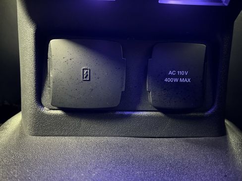 New 2025 Ford Bronco Badlands image 11