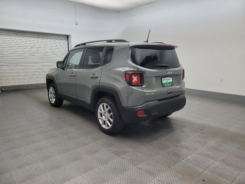 Used 2022 Jeep Renegade Latitude w/ Convenience Group AWD/4WD image 5