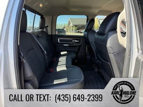 Used 2018 RAM 3500 Laramie w/ Convenience Group AWD/4WD image 33