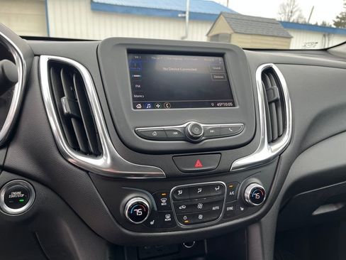 Used 2020 Chevrolet Equinox LT image 23