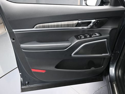 Used 2024 Kia Telluride SX image 13