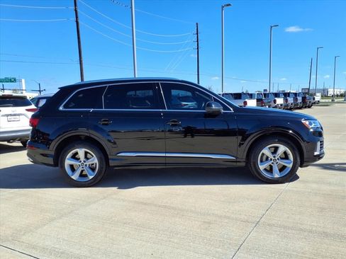 Used 2021 Audi Q7 3.0T Premium w/ Convenience Package image 25