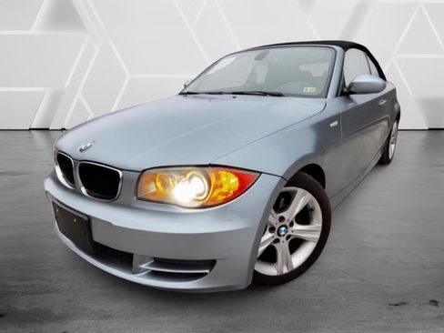 Used 2009 BMW 128i Convertible w/ Premium Pkg RWD image 3