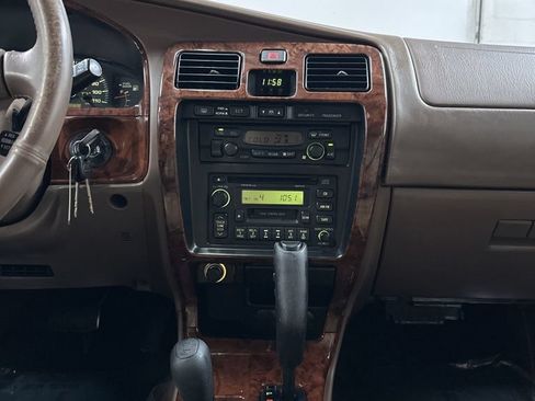 Used 1999 Toyota 4Runner Limited AWD/4WD image 23