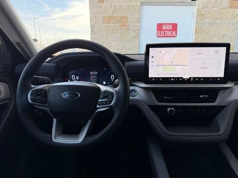New 2026 Ford Explorer Active w/ Active Comfort Package RWD image 33