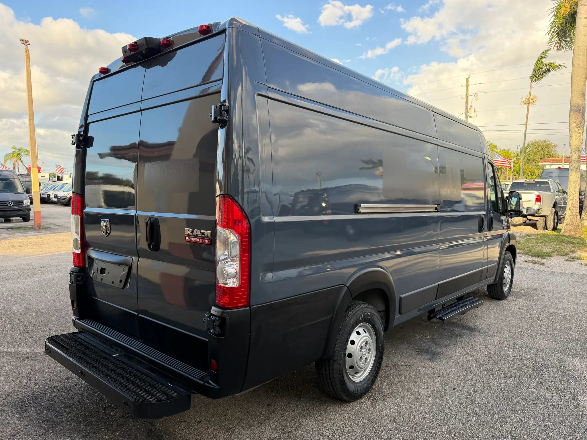 Used 2020 RAM ProMaster 3500 FWD image 6
