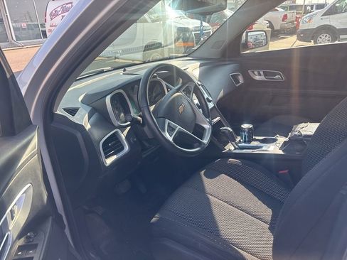 Used 2017 Chevrolet Equinox LT w/ Convenience Package AWD/4WD image 11