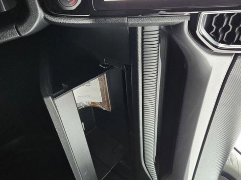 Used 2024 Ford Ranger XLT w/ Technology Package image 15