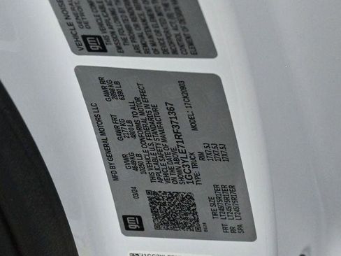 Used 2024 Chevrolet Silverado 2500 W/T w/ WT Convenience Package image 32