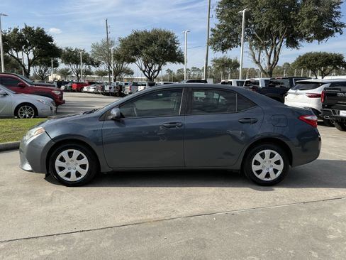 Used 2016 Toyota Corolla LE image 8