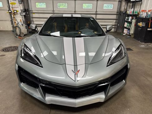 Used 2024 Chevrolet Corvette Z06 w/ Chrome Exterior Badge Package RWD image 3
