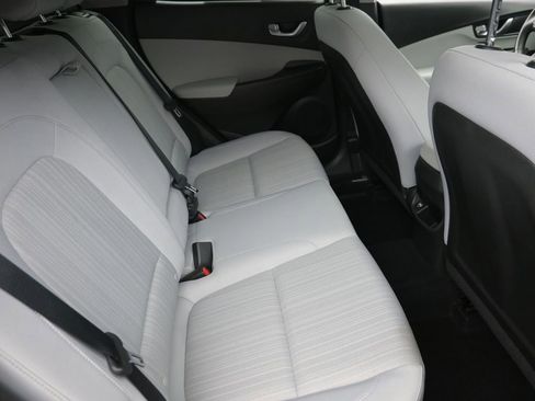 Used 2023 Hyundai Kona SEL w/ Convenience Package image 9