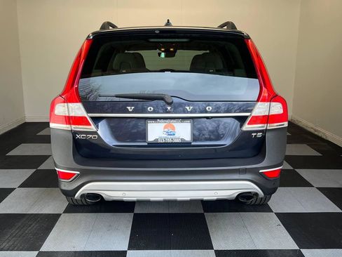 Used 2016 Volvo XC70 T5 Premier w/ Proximity Package image 5
