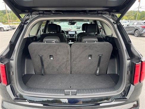 Used 2023 Kia Sorento SX image 14