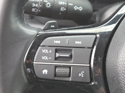 Used 2025 Honda Pilot EX-L image 33