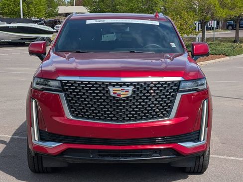 Certified 2022 Cadillac Escalade Luxury AWD/4WD image 7