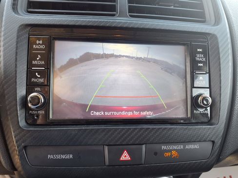 Used 2021 Mitsubishi Outlander Sport ES FWD image 13