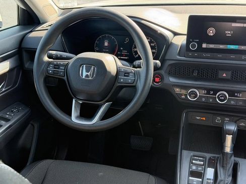 Used 2025 Honda CR-V EX image 12