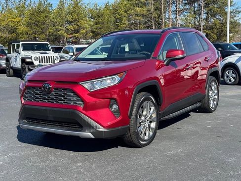 Used 2021 Toyota RAV4 Limited w/ Limited Grade Weather Package image 7