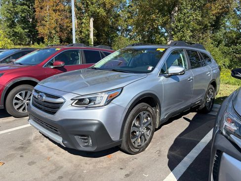 Used 2020 Subaru Outback Limited w/ Popular Package #2 AWD/4WD image 3