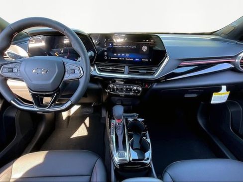 New 2026 Chevrolet Trax RS w/ Driver Confidence Package image 6
