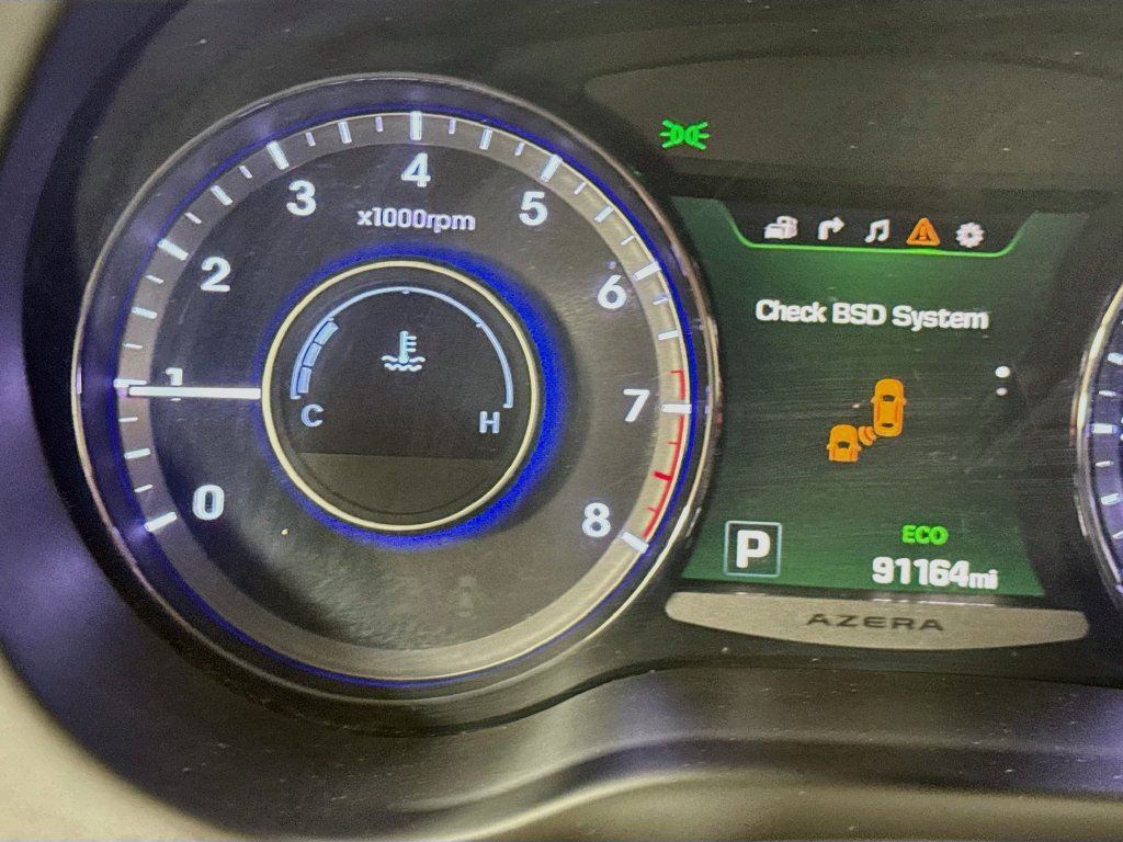 Used 2016 Hyundai Azera FWD image 14