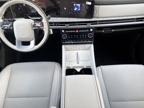 New 2025 Hyundai Santa Fe Calligraphy image 10