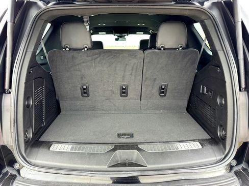 Used 2024 GMC Yukon Denali image 8