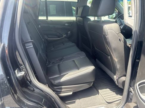 Used 2019 Chevrolet Tahoe Premier AWD/4WD image 9