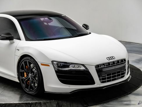 Used 2010 Audi R8 V10 image 33