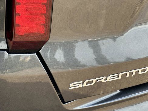 Used 2023 Kia Sorento EX w/ Panoramic Sunroof Package image 34