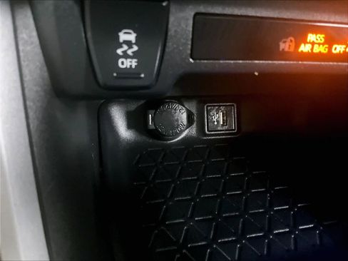 Certified 2024 Toyota RAV4 XLE image 26