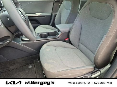 Certified 2025 Kia K4 FWD image 12