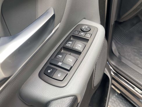 Certified 2023 RAM 1500 Big Horn AWD/4WD image 22