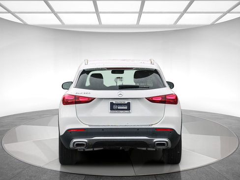 Certified 2025 Mercedes-Benz GLA 250 image 3