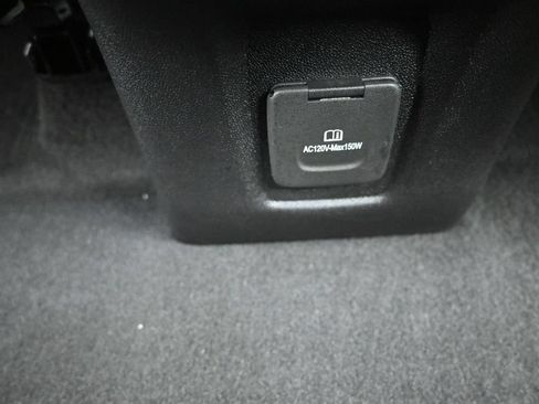Used 2022 Chevrolet Equinox Premier FWD image 15