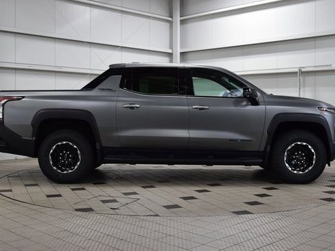 New 2026 Chevrolet Silverado EV Trail Boss w/ Premium Package image 9